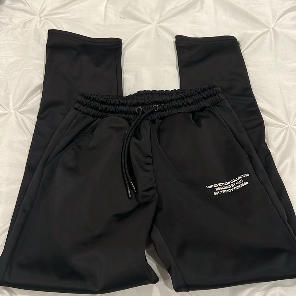 BOOHOO MAN NYLON PANTS SIZE XS - Picture 3 of 8